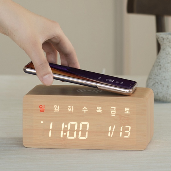 [지성아이엔씨] 플라이토 우드 무선 충전 LED 탁상시계 시즌2
