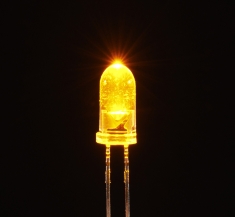 Super Bright Yellow 5mm LED (25 pack) [2700]